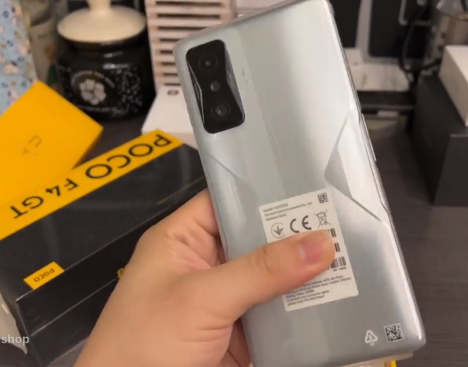 ویدیو جعبه‌گشایی (آنباکسینگ) گوشی Xiaomi Poco F4 GT - 5G